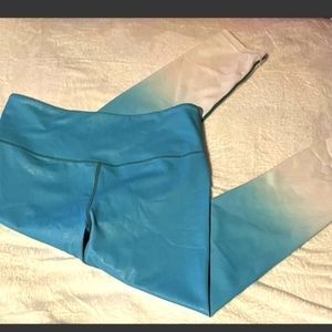Zyia Leggings size 8-10 Yoga Pants Aqua/White